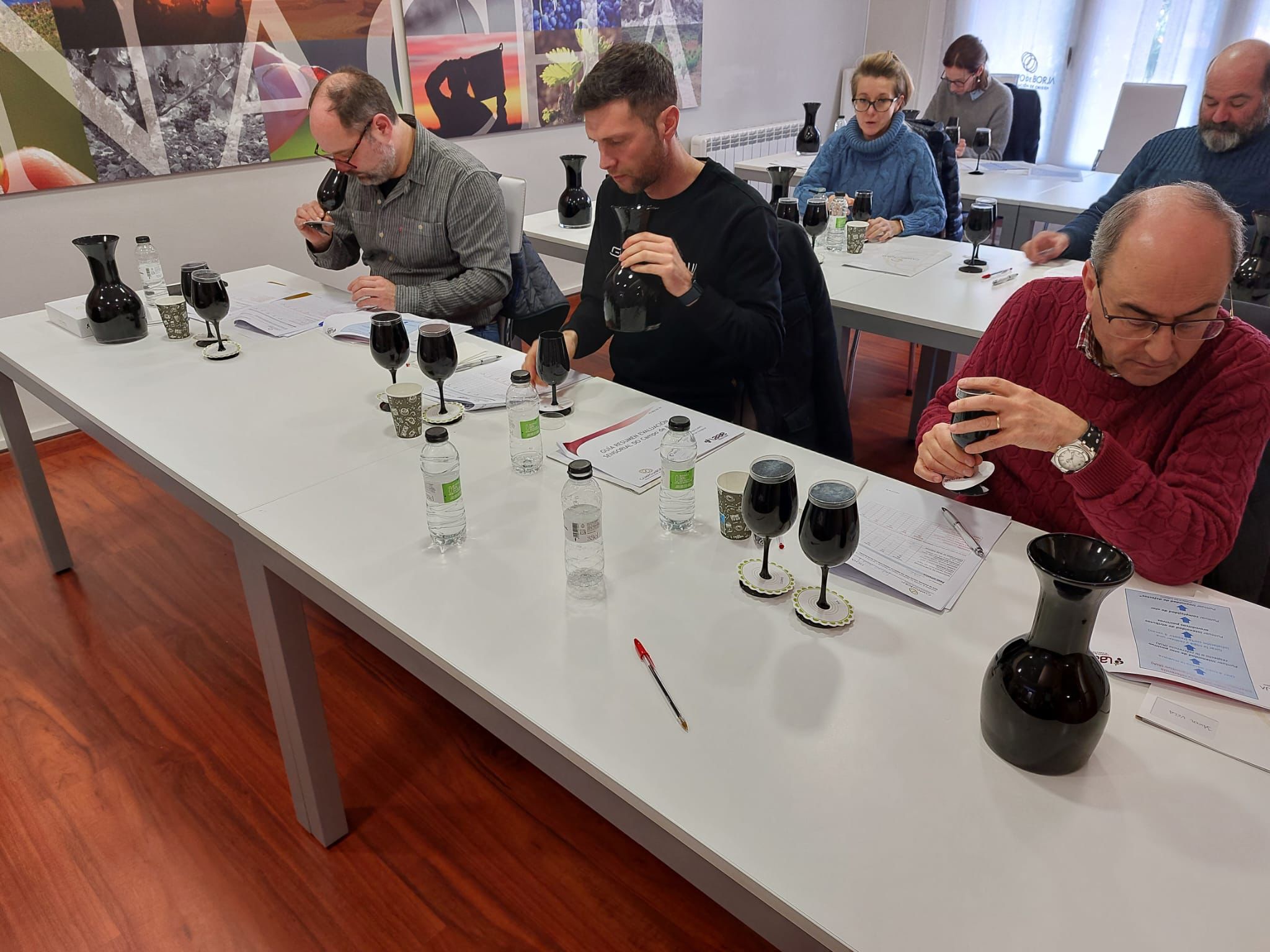 Inicio del entrenamiento del comite de cata de DOP Campo