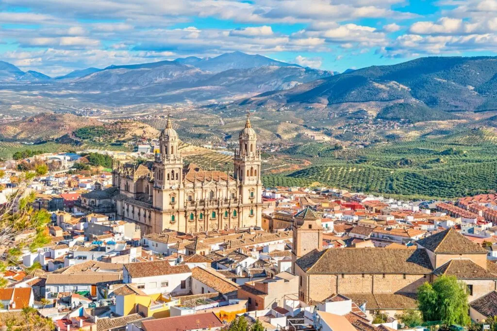 Qué ver en Jaén: 8 imprescindibles que no te puedes perder 2 Jaen Espana