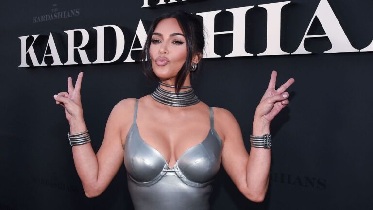 El secreto armenio de Kim Kardashian: el pueblo oculto que esconde la verdadera fortuna de la saga más famosa de la televisión 2 Kim Kardashian, Socialité estadounidense