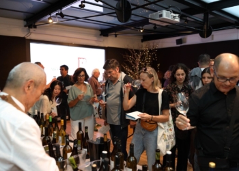 La D.O. Monterrei desembarca en Barcelona con un showroom profesional exitoso