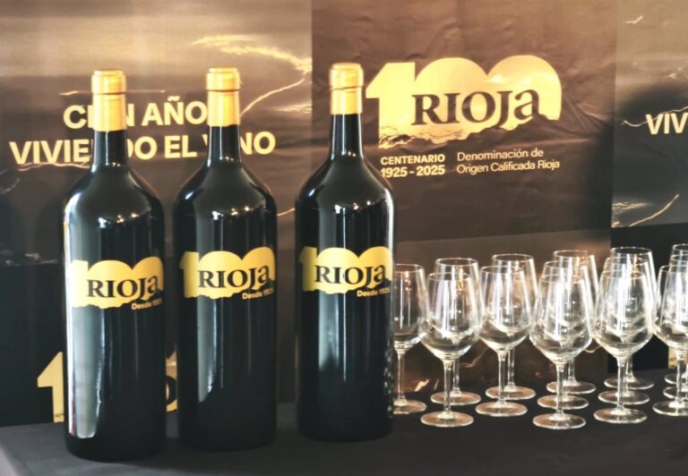 La DOCa Rioja celebrará su centenario con actos en todo el país 28 La DOCa Rioja celebrara su centenario con actos en todo