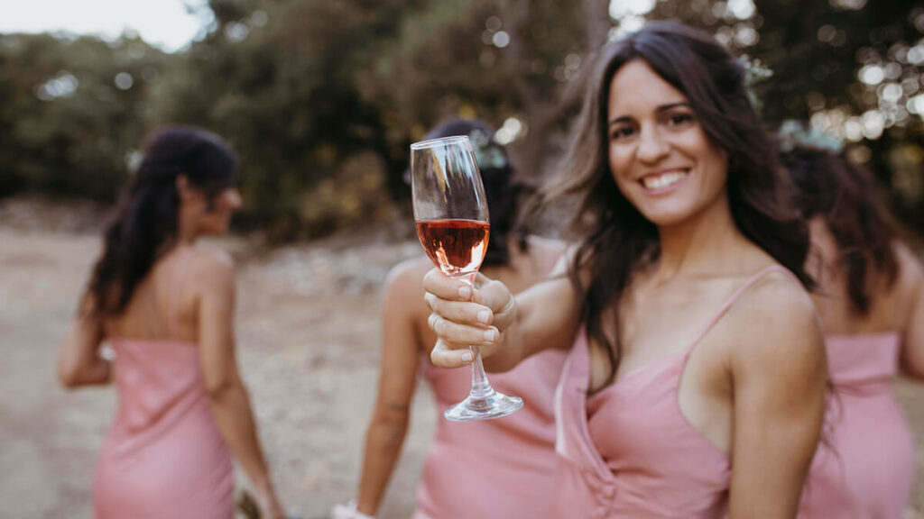 Bodegas San Martín hace historia y lanza el primer vino rosado desalcoholizado elaborado íntegramente en Navarra 1 La Novia Ideal
