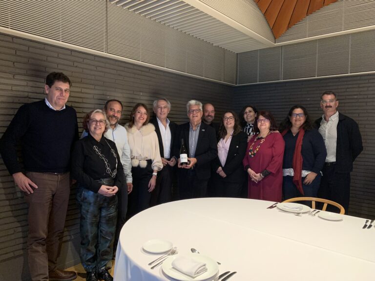 La Real Academia de la Historia recibe el Premio Fondillón 2025 en Alicante 14 La Real Academia de la Historia recibe el Premio Fondillon