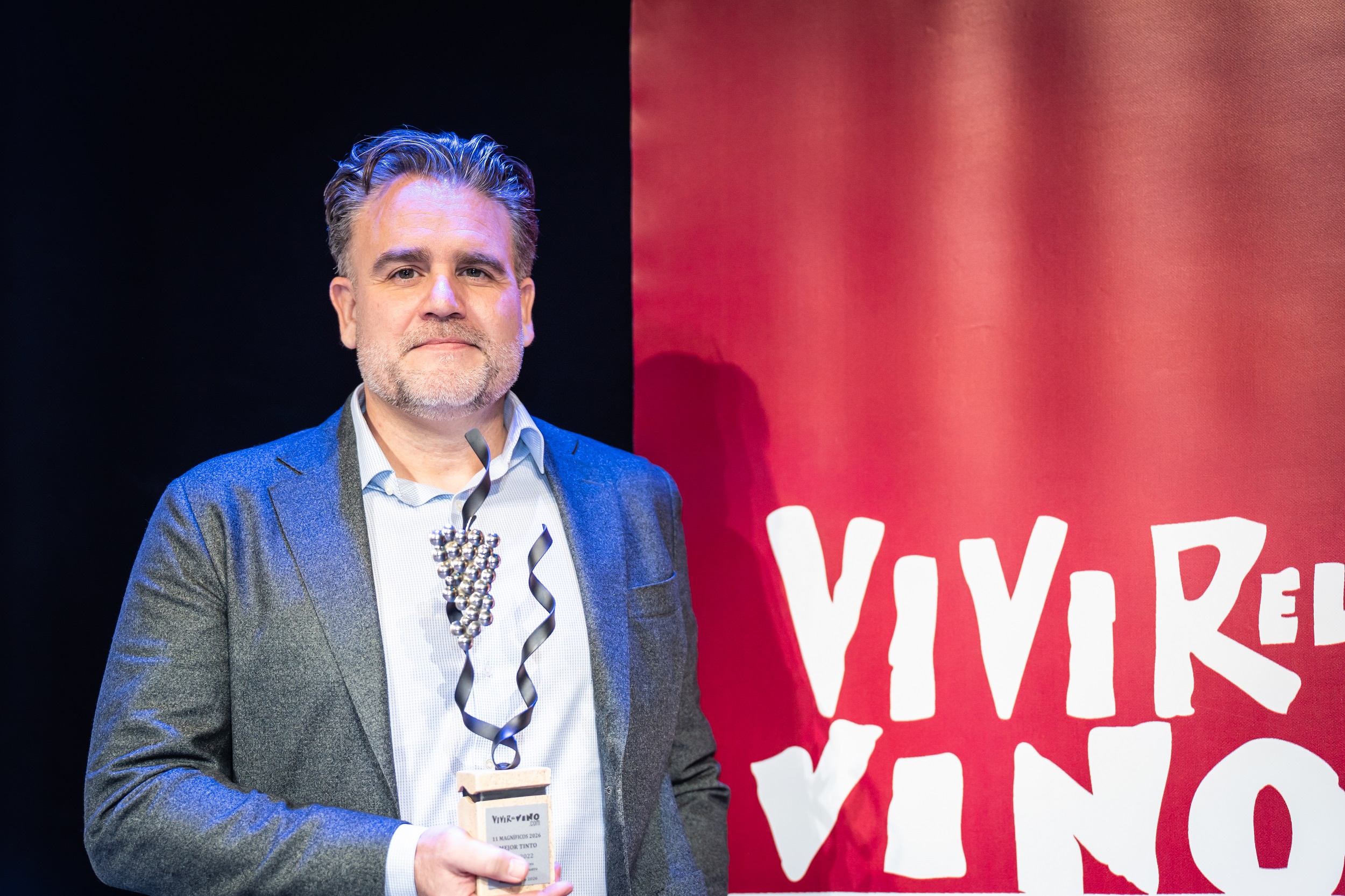 Un Ribera del Duero con 1280 botellas ha sido elegido el mejor tinto del año 1 Lalo Anton recoge el premio Mejor Vino Tinto