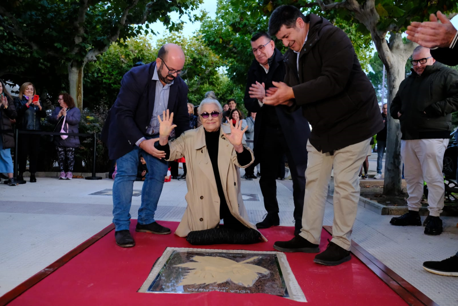 Lola Herrera recibe homenaje en Cariñena durante el Día del Enoturismo 1 Lola Herrera recibe homenaje en Carinena durante el Dia del