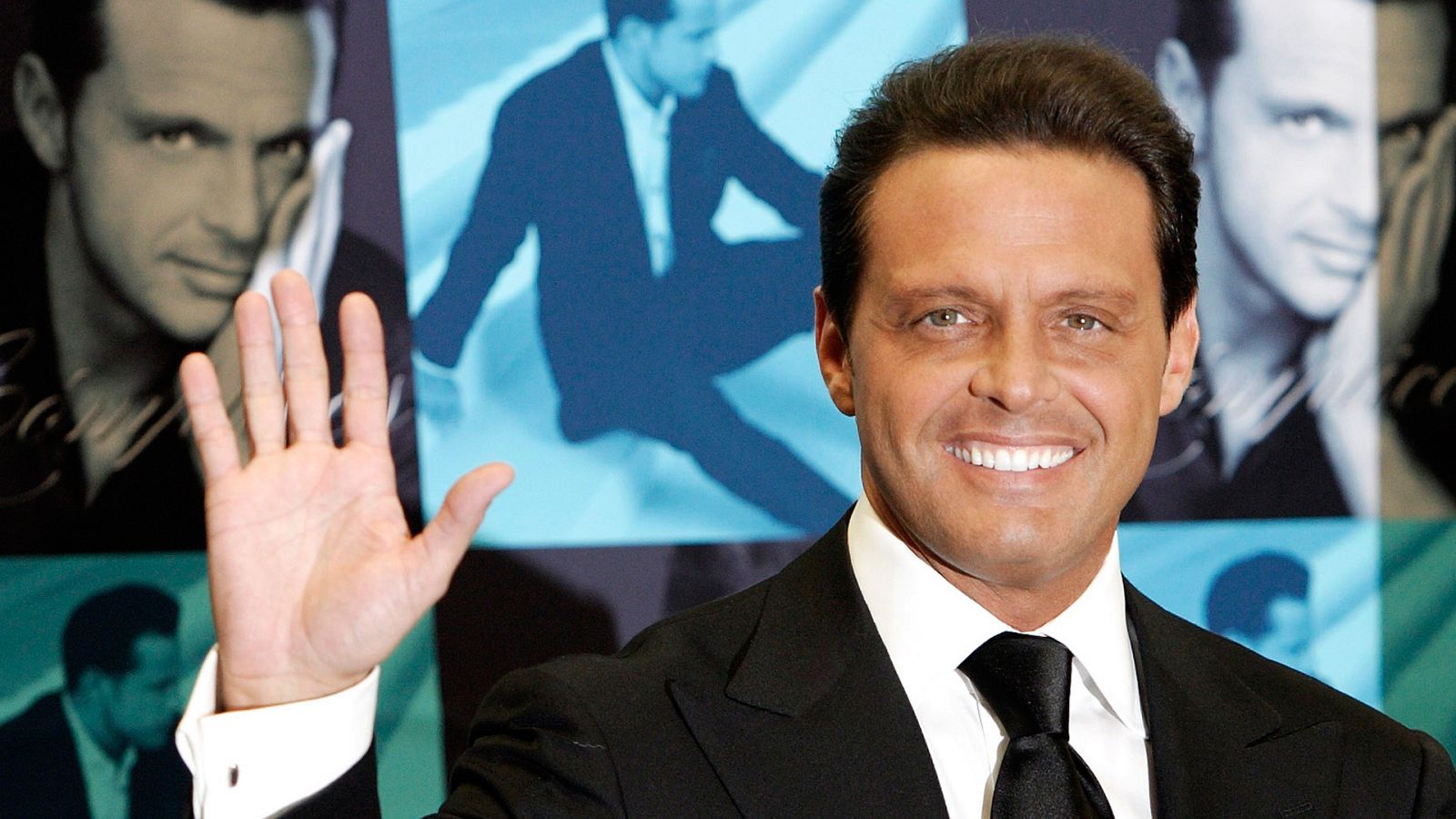El pasado oculto de Luis Miguel en España: el pueblo de Cádiz donde suspendía cuatro asignaturas y volvía locos a sus vecinos 1 Luis Miguel