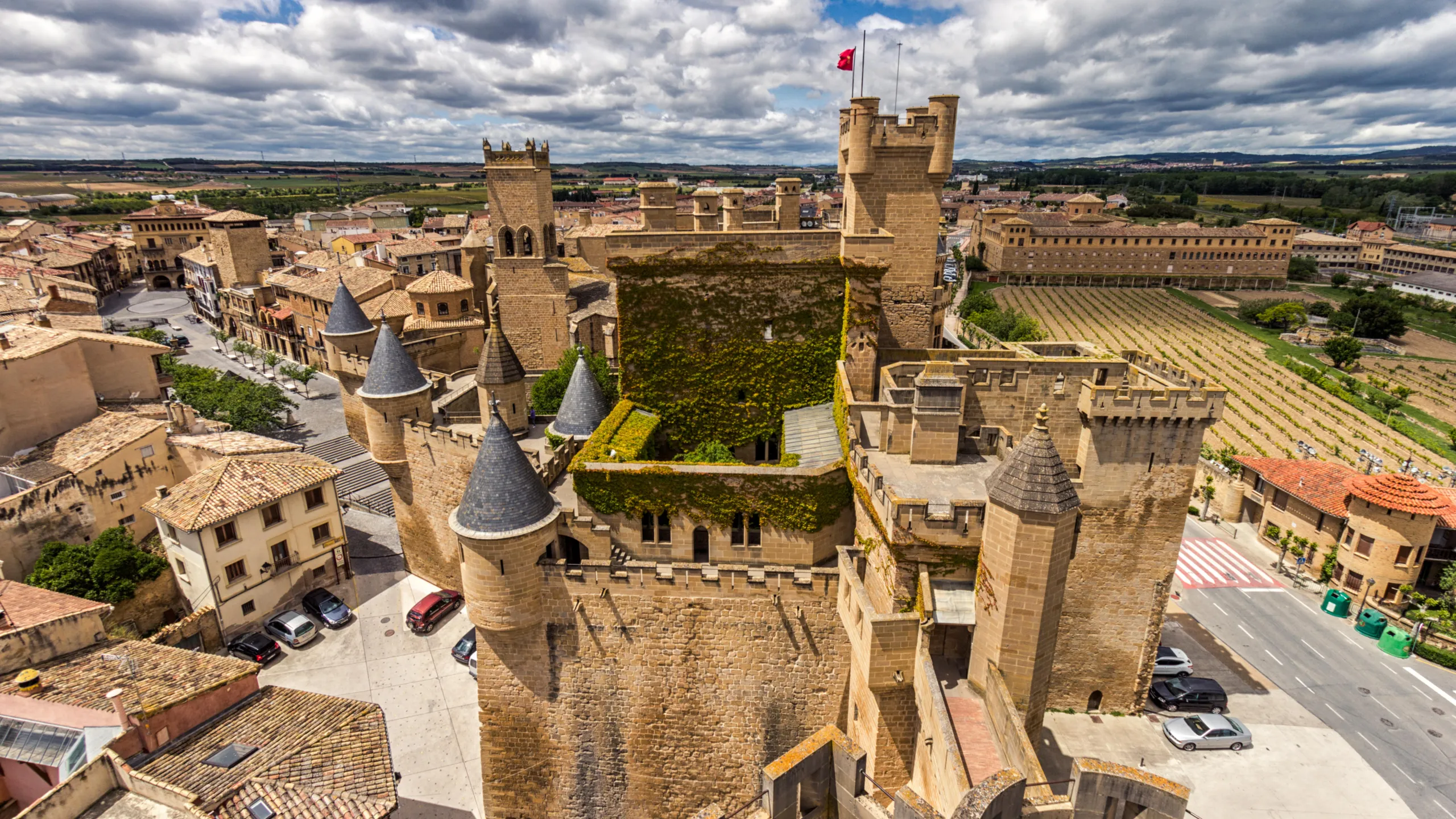 Qué ver en Olite: 8 imprescindibles de la joya medieval de Navarra 1 Olite