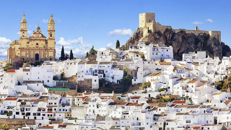 Parece el norte de España, pero está en Cádiz: el pueblo andaluz que se transforma con la nieve 6 Parece el norte de España, pero está en Cádiz: el pueblo andaluz que se transforma con la nieve