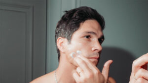 El refugio de Pablo Castellano: así es el pueblo secreto de solo 900 habitantes