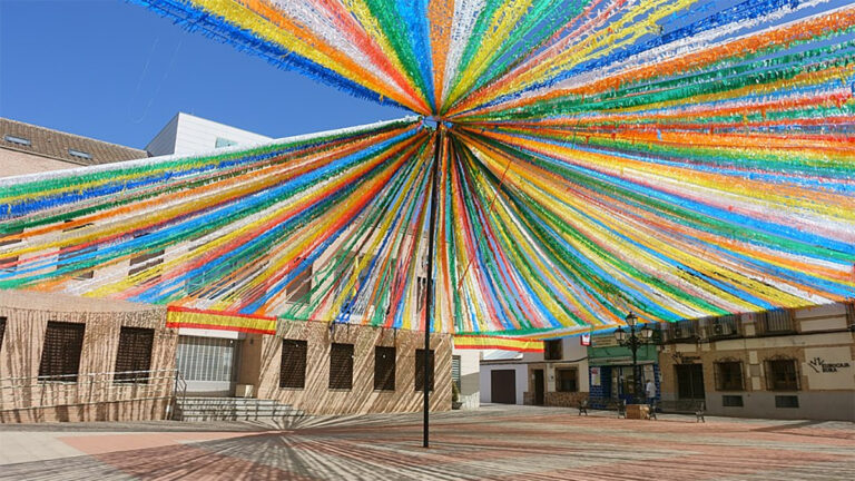 Plaza del Ayuntamiento El Casar de Escalona