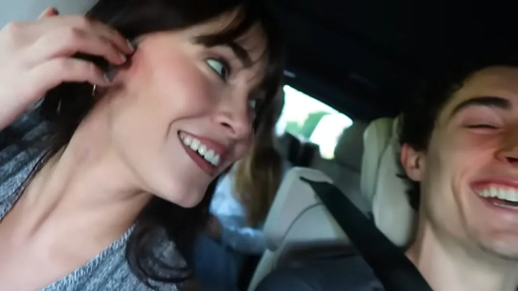 El refugio ultraexclusivo de Islandia donde Aitana y Plex celebraron su cumpleaños más especial 5 Plex y Aitana Ocaña