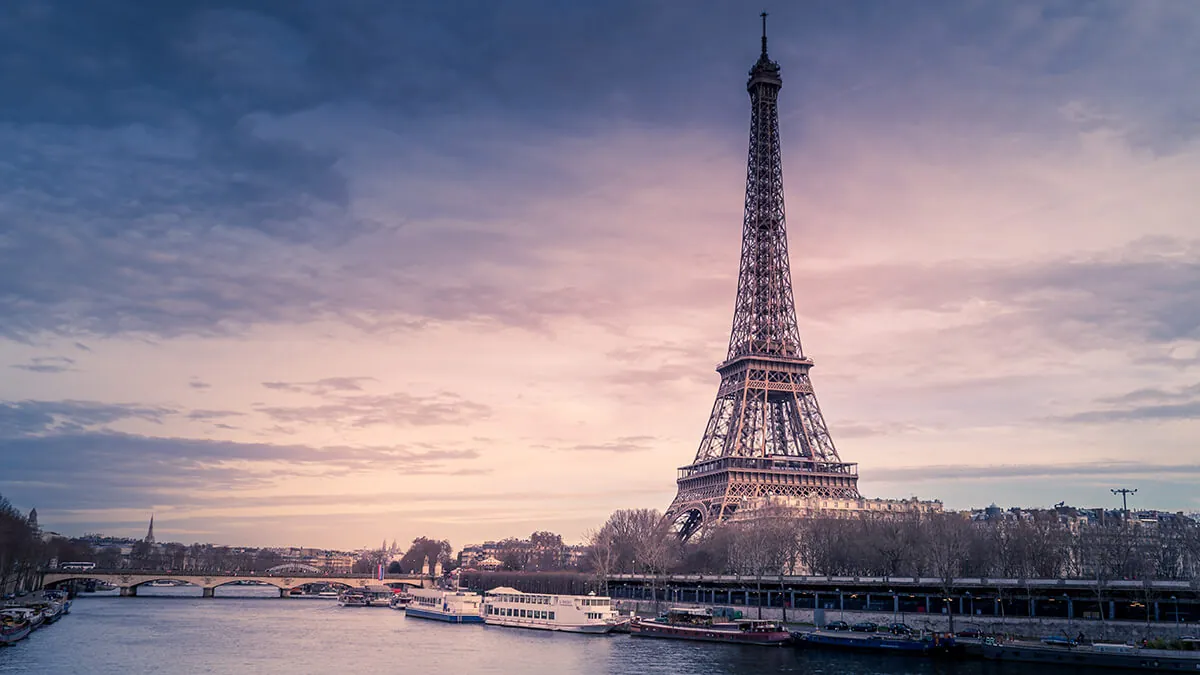 París con niños: 10 planes imprescindibles en familia 1 Qué ver en París en 48 horas: la ruta más eficiente para evitar colas y exprimir la ciudad al máximo