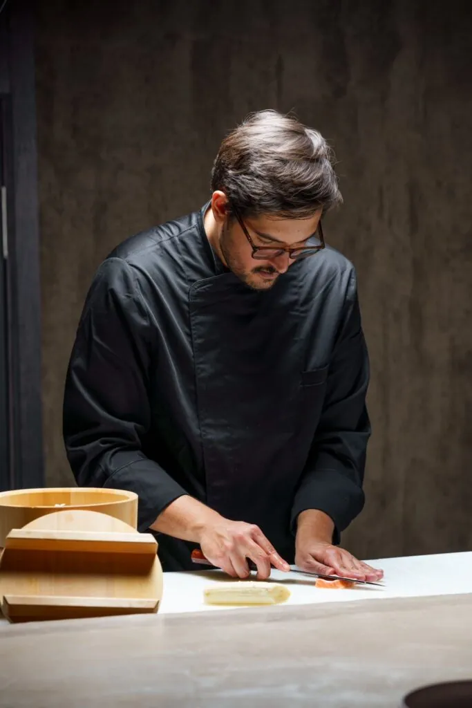 San Valentín en Madrid: 7 restaurantes infalibles para salvar tu cita (y tu bolsillo) este 14 de febrero 6 SANTOKU