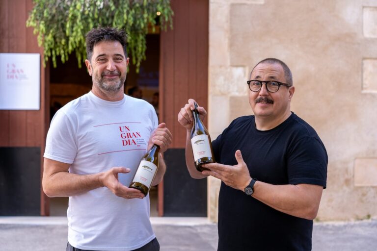 Revolución vinícola en Mallorca: 4 kilos y el sueño de dos outsiders en la bodega 22 SYUG5R5MS5GQBC5BBJY67UU7VY