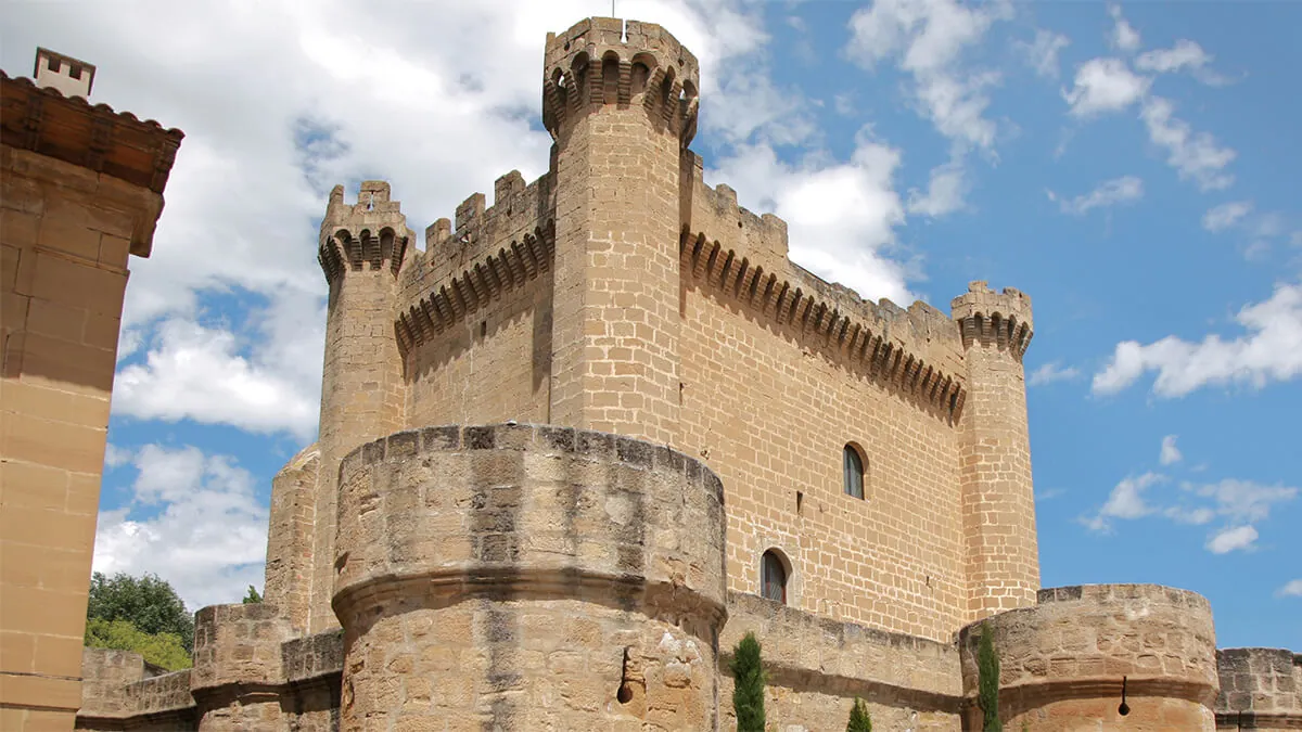 Este pueblo de 120 habitantes es uno de los más bonitos de España y guarda siglos de historia vitivinícola