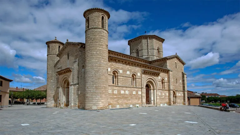 Una revista internacional elige estas tres iglesias de Castilla y León entre las más bellas del país 4 Una revista internacional elige estas tres iglesias de Castilla y León entre las más bellas del país
