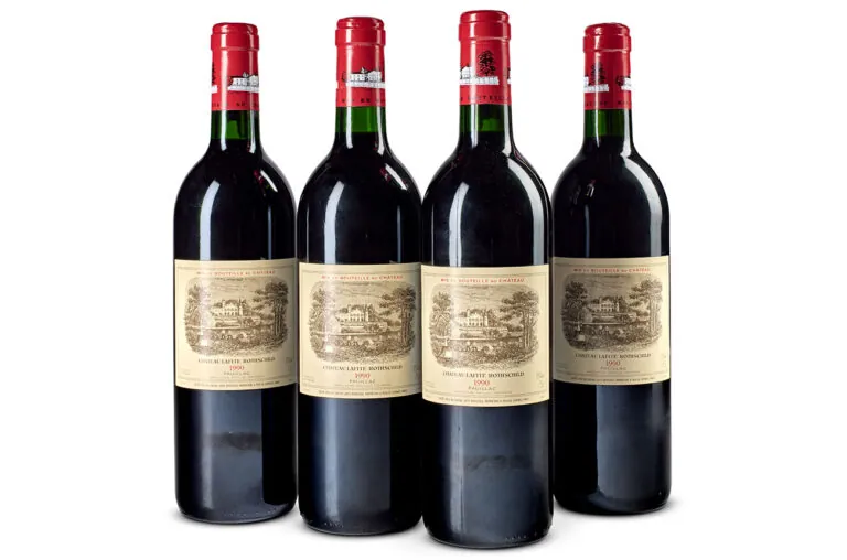 Subastan colección de 2,474 botellas de vino valoradas en un millón de libras