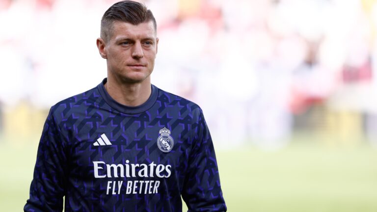 Así es el refugio contra piratas de 4.000 habitantes donde Toni Kroos se esconde para desconectar cada verano 4 Toni Kroos 1