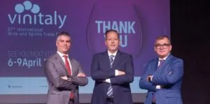 Vinitaly 2025: Vinos sin alcohol se hacen un hueco en la feria