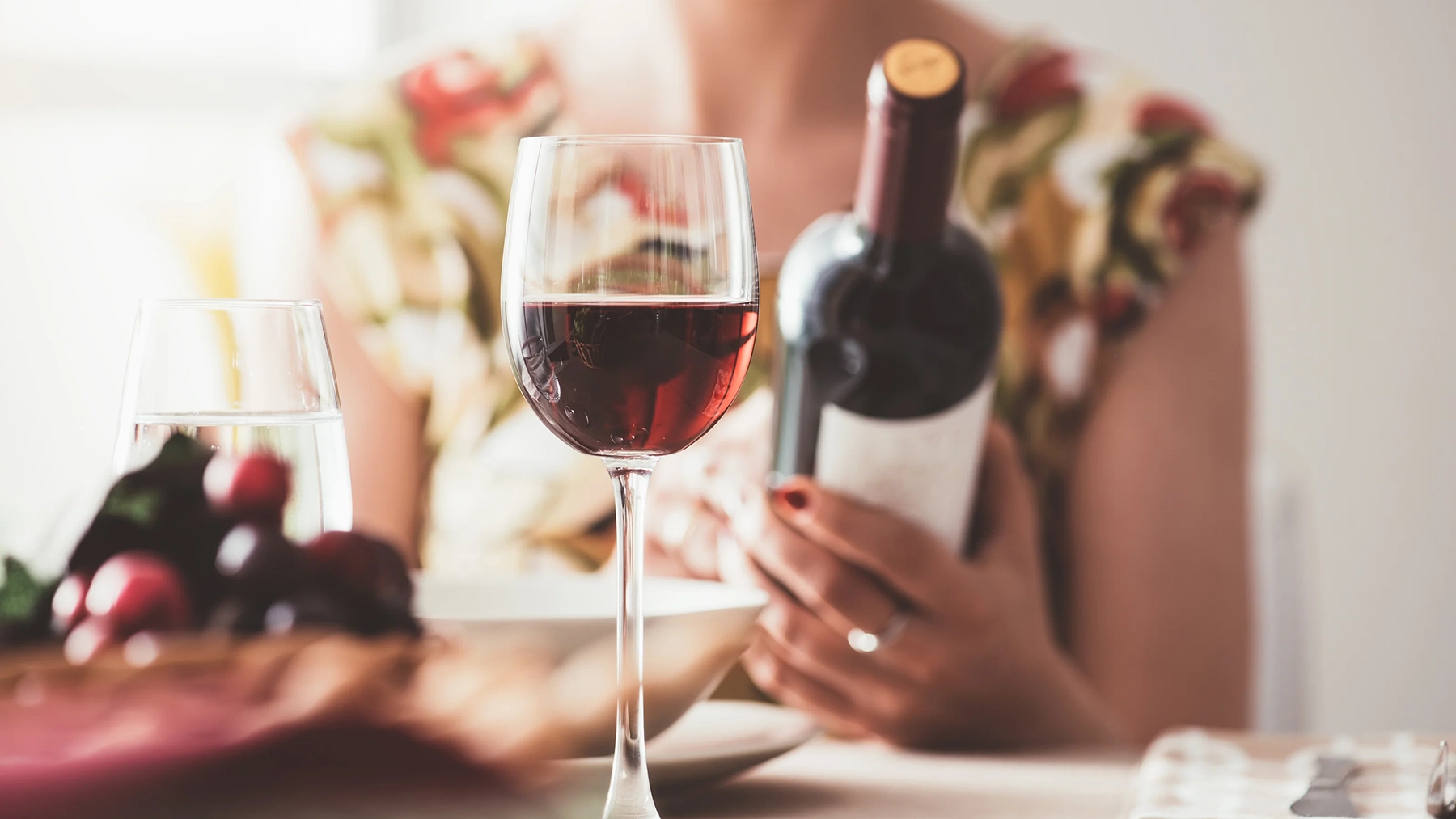 Ni vinos convencionales ni enólogos anónimos: los vinos de autor de Ana Barrón y Susana Pérez brillan en restaurantes Michelin 1 Vino 3.webp