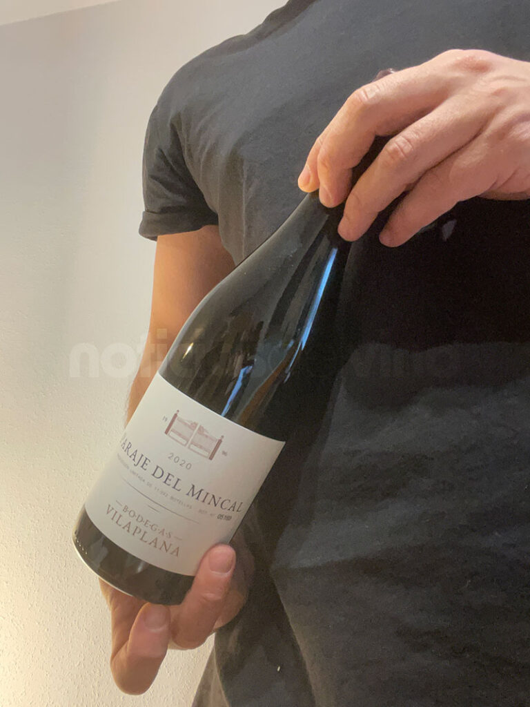 San Valentín se brinda con un tinto elegante, sedoso y de altura: descubre este VT Granada por solo 12,75€ 2 Vino Paraje del Mincal