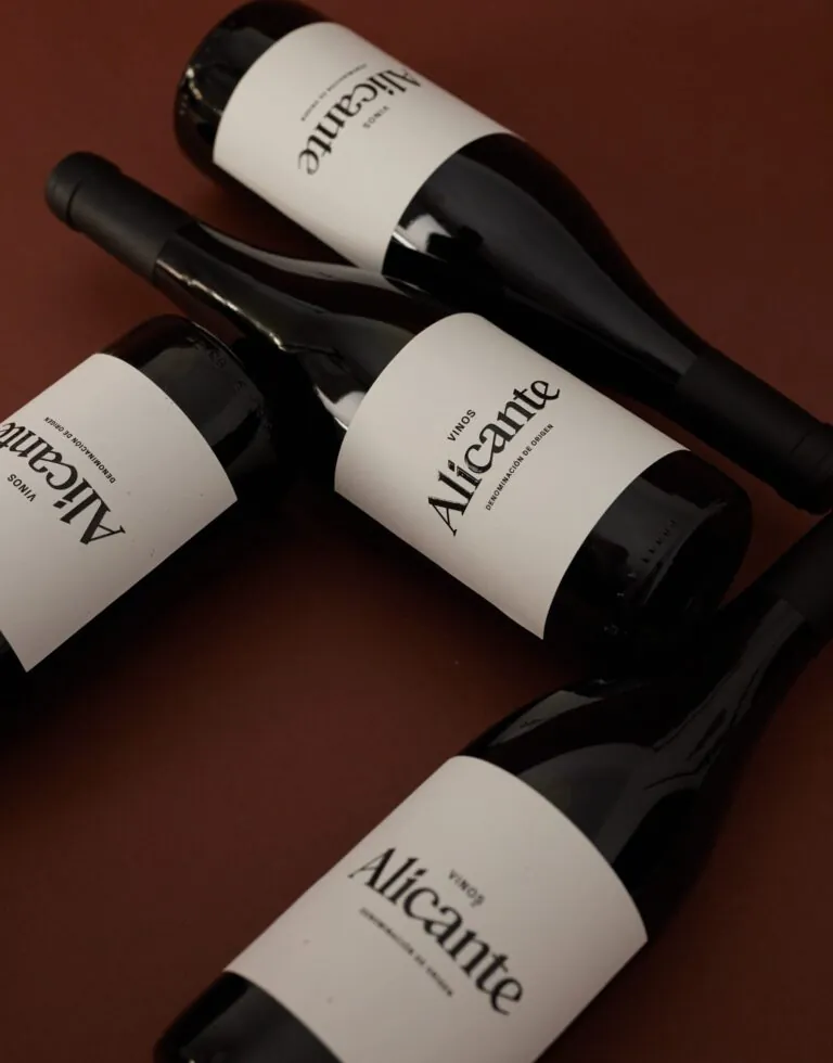 Vinos de Alicante debutan en Wine Paris 2025 con siete bodegas presentes