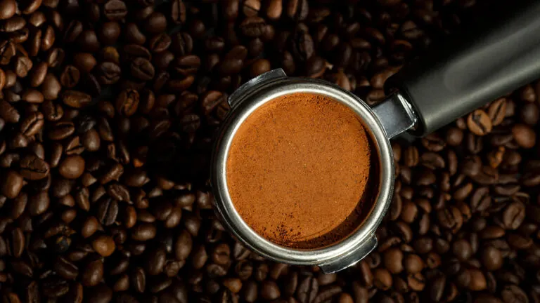 El «diablo» de Zaragoza: la marca de café centenaria que está prohibido ignorar si amas el buen café