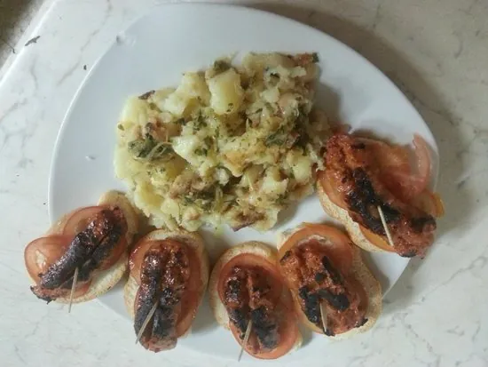 Cafeteria Pizzeria Prismas: Sabores únicos en el corazón de Malagón