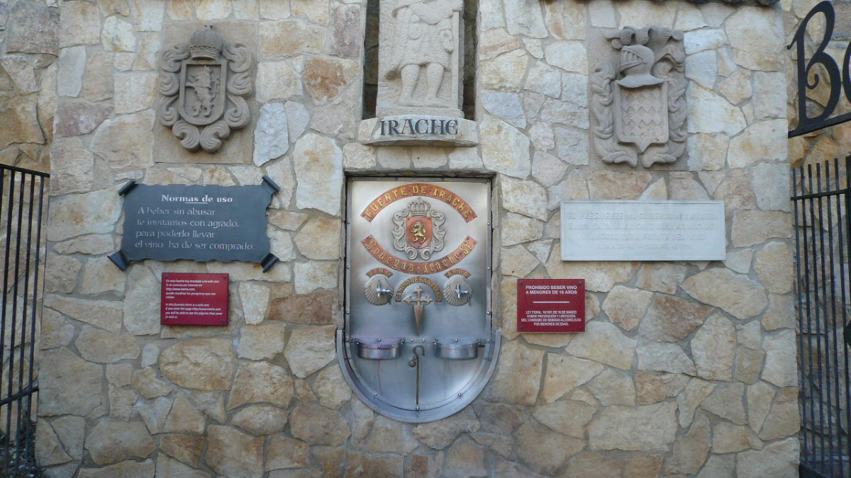 fuente del vino de irache