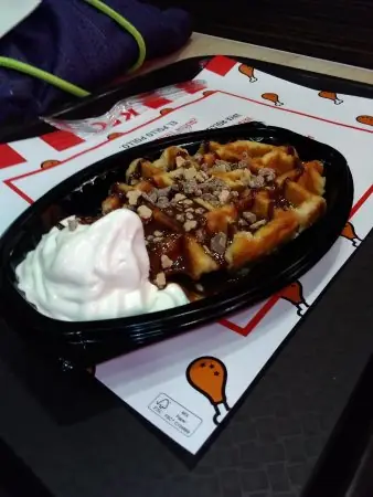 KFC Montera: Disfruta del auténtico pollo crujiente en el corazón de Madrid, donde la tradición se une a la modernidad en un ambiente acogedor y vibrante 1 KFC Montera: Disfruta del auténtico pollo crujiente en el corazón de Madrid, donde la tradición se une a la modernidad en un ambiente acogedor y vibrante