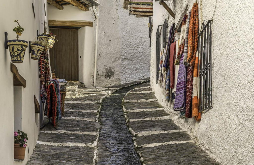 Pampaneira, en la Alpujarra Granadina: qué ver, dónde comer y cómo Llegar 1 Pampaneira