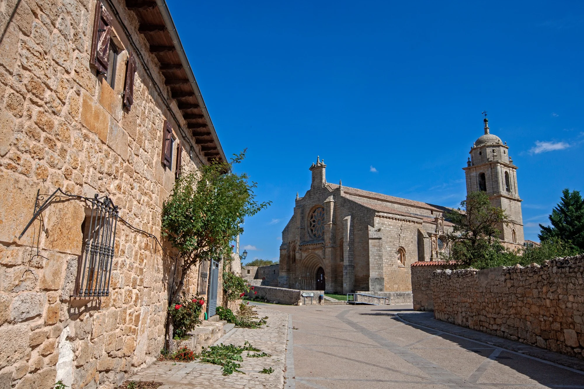 Qué hace único a Castrojeriz en el Camino de Santiago: el detalle que lo cambia todo 1 Castrojeriz