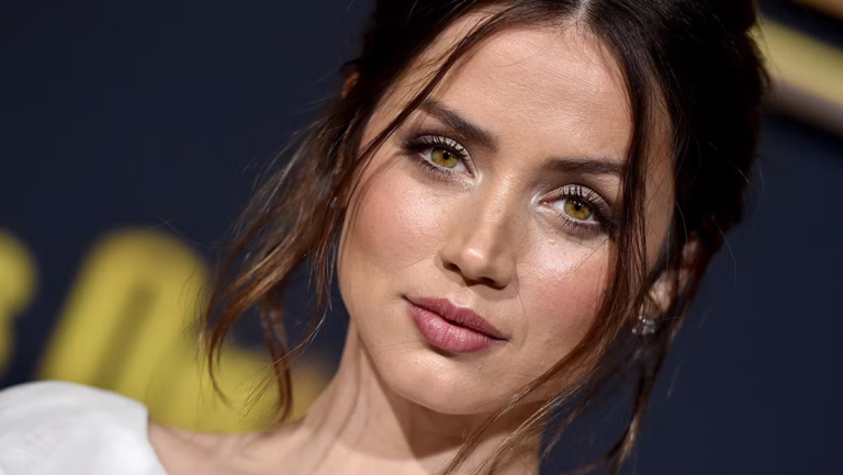 El pueblo palentino de Ana de Armas: así el rincón de sus abuelos que marcó el ADN de la estrella 35 Ana de Armas, Actriz