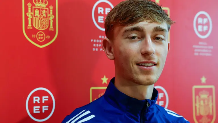 Ni Málaga ni Sevilla: la ciudad de Andalucía donde se crió Dean Huijsen 3 Dean Huijsen