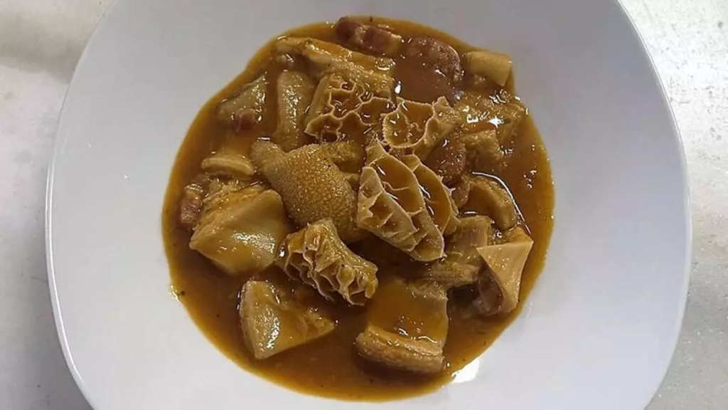Los mejores callos de España se sirven en este histórico restaurante de Burgos abierto desde 1954 3 Callos de Restaurante Casa Avelino
