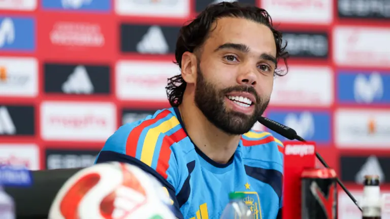 El refugio oculto de David Raya: el pueblo de Barcelona al que huye para escapar de la Premier League 3 David Raya