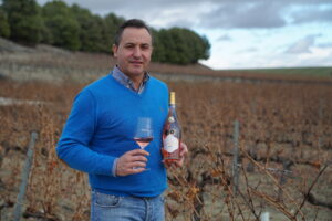 De una bodega subterránea al éxito internacional: así nació Sinfo Rosado en Bodegas Sinforiano 9 juan antonio vaquero