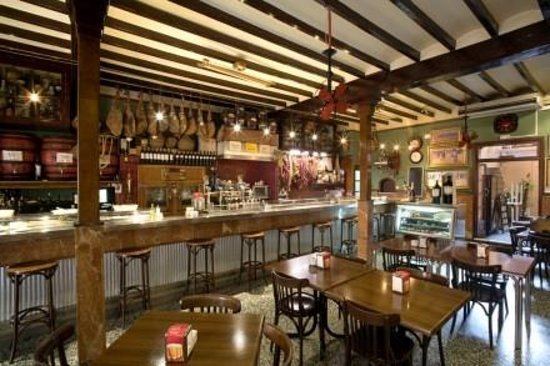 Casa Miguel Juan: Un rincón en Dénia con exquisita gamba y encanto familiar 1 mj