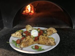 Restaurante & pizzeria la parada: Sabores italianos en el corazón de Verín 13 pizza estrella