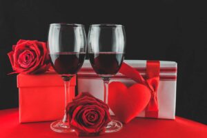 Cena a la luz de las velas y un Mencía lleno de pasión: la combinación perfecta 10 vino san valentin 5