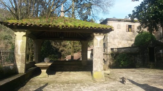 Pazo do Faramello: Un rincón encantador con buena comida y historia 1 zona de recreo y al fondo